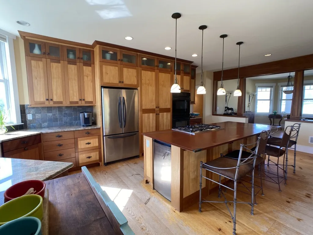 1222 Church Hill Road Charlotte VT 05445