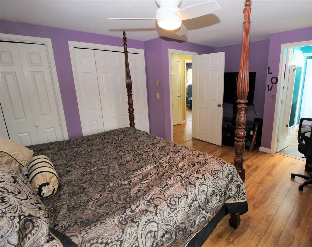 10 Owls Court Merrimack NH 03054
