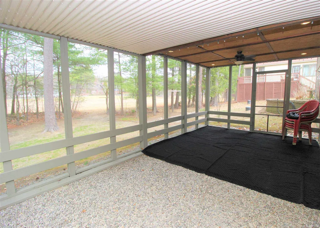 10 Owls Court Merrimack NH 03054