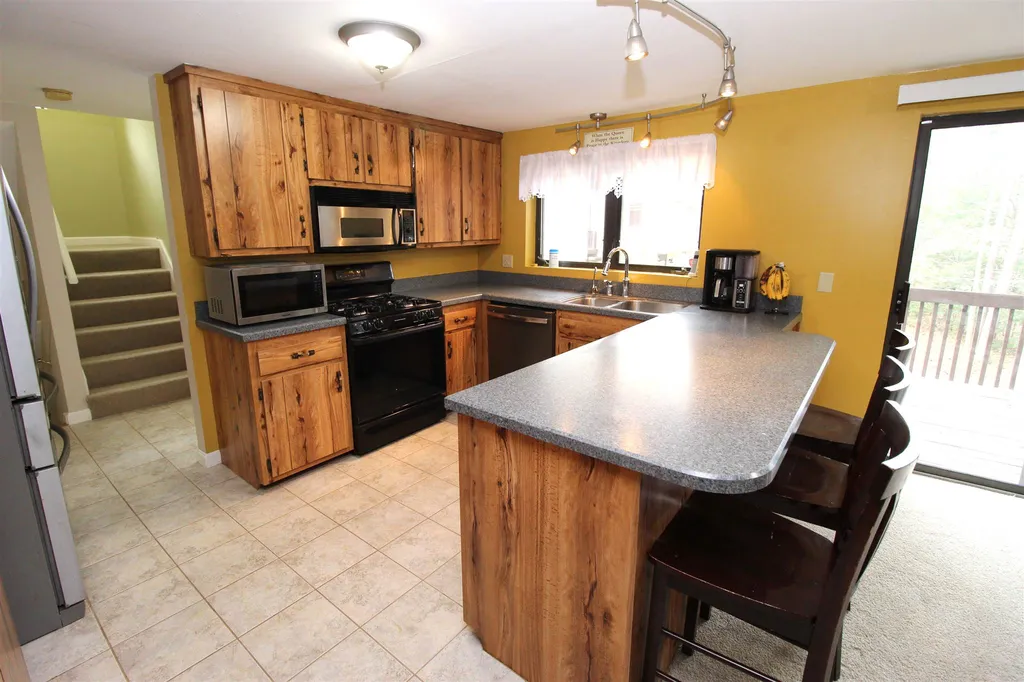 10 Owls Court Merrimack NH 03054