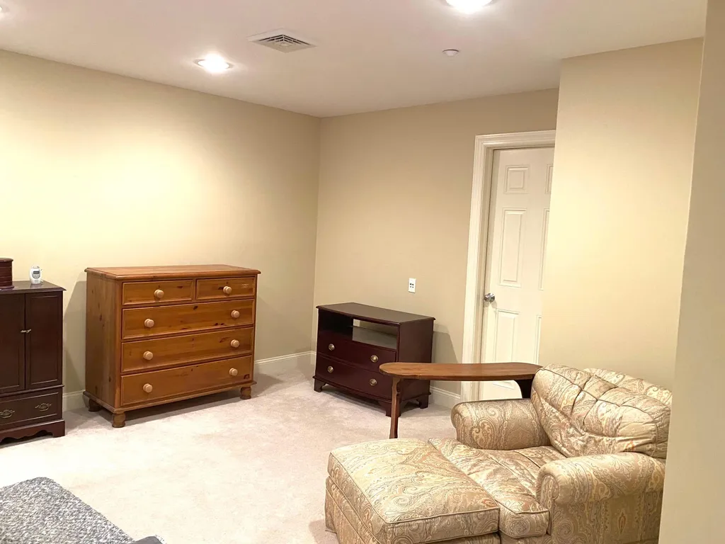 27 Rio Vista Lebanon NH 03784