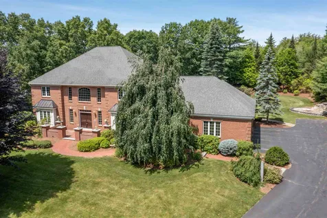 10 Whittier Drive Bow NH 03304
