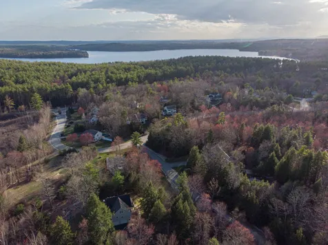 8 Quarry Court Auburn NH 03032