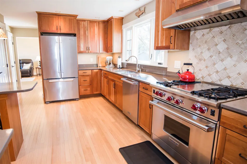 5076 Spear Street Shelburne VT 05482