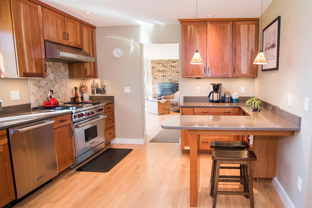 5076 Spear Street Shelburne VT 05482
