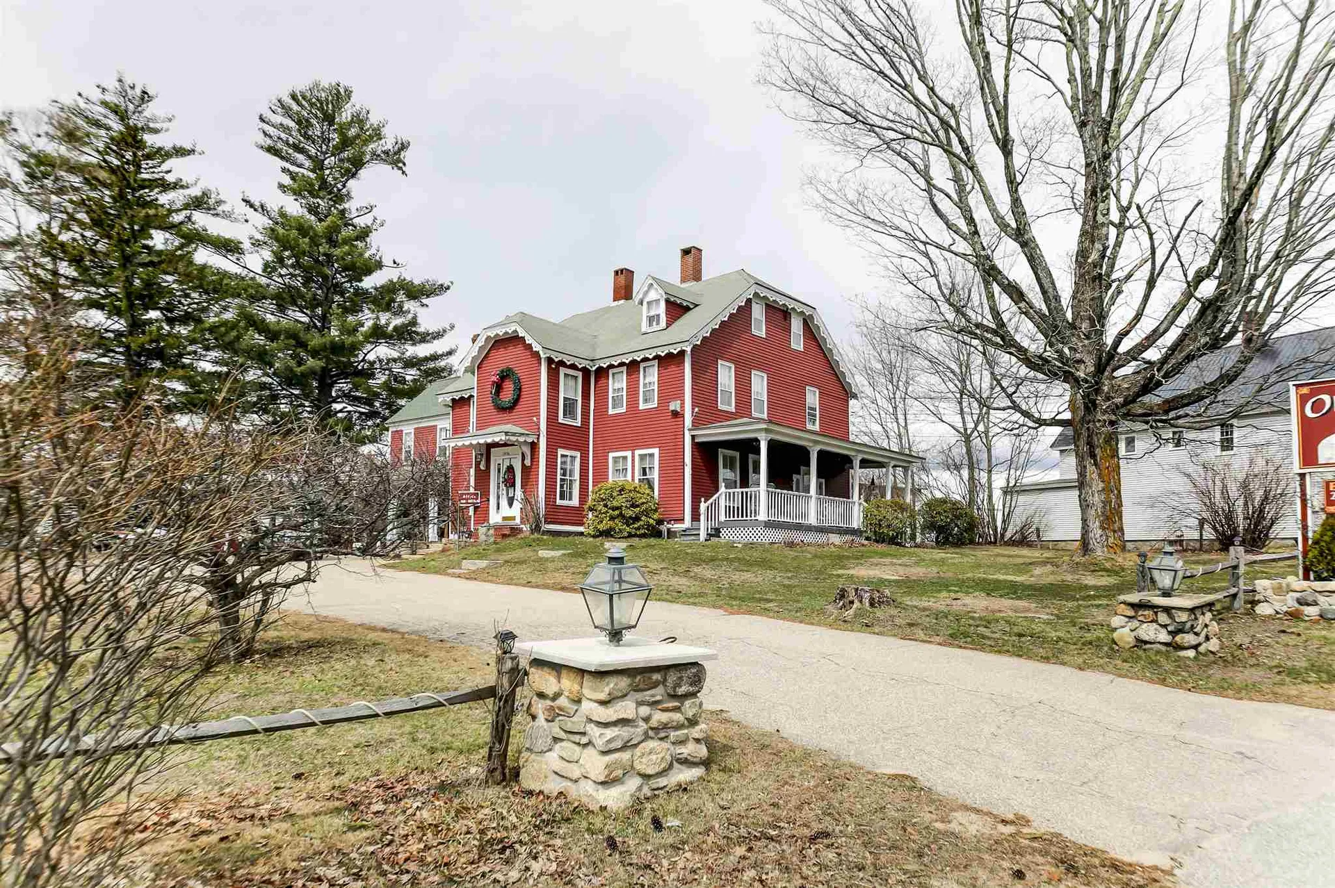 2406 White Mountain Highway Conway NH 03860