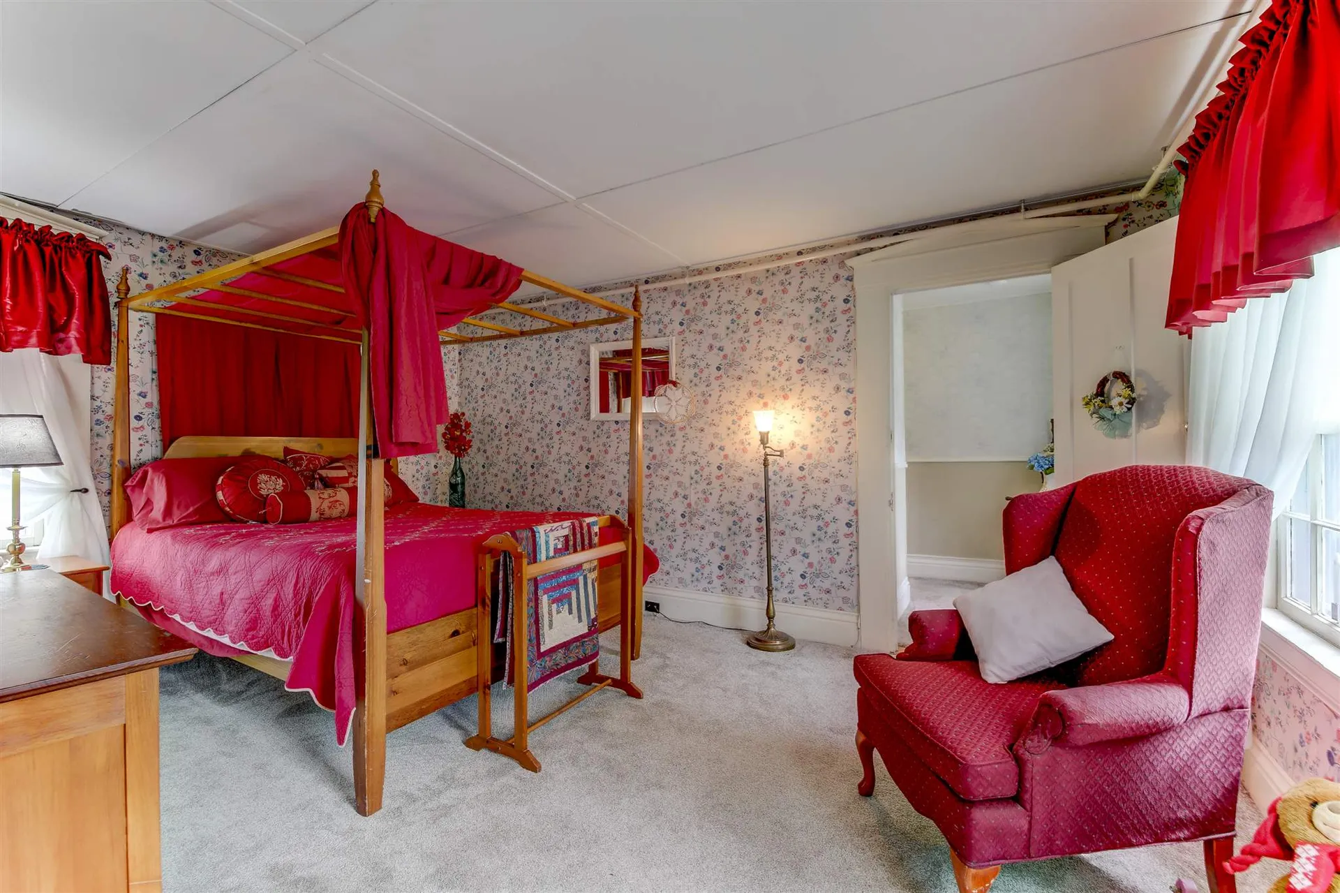 2406 White Mountain Highway Conway NH 03860