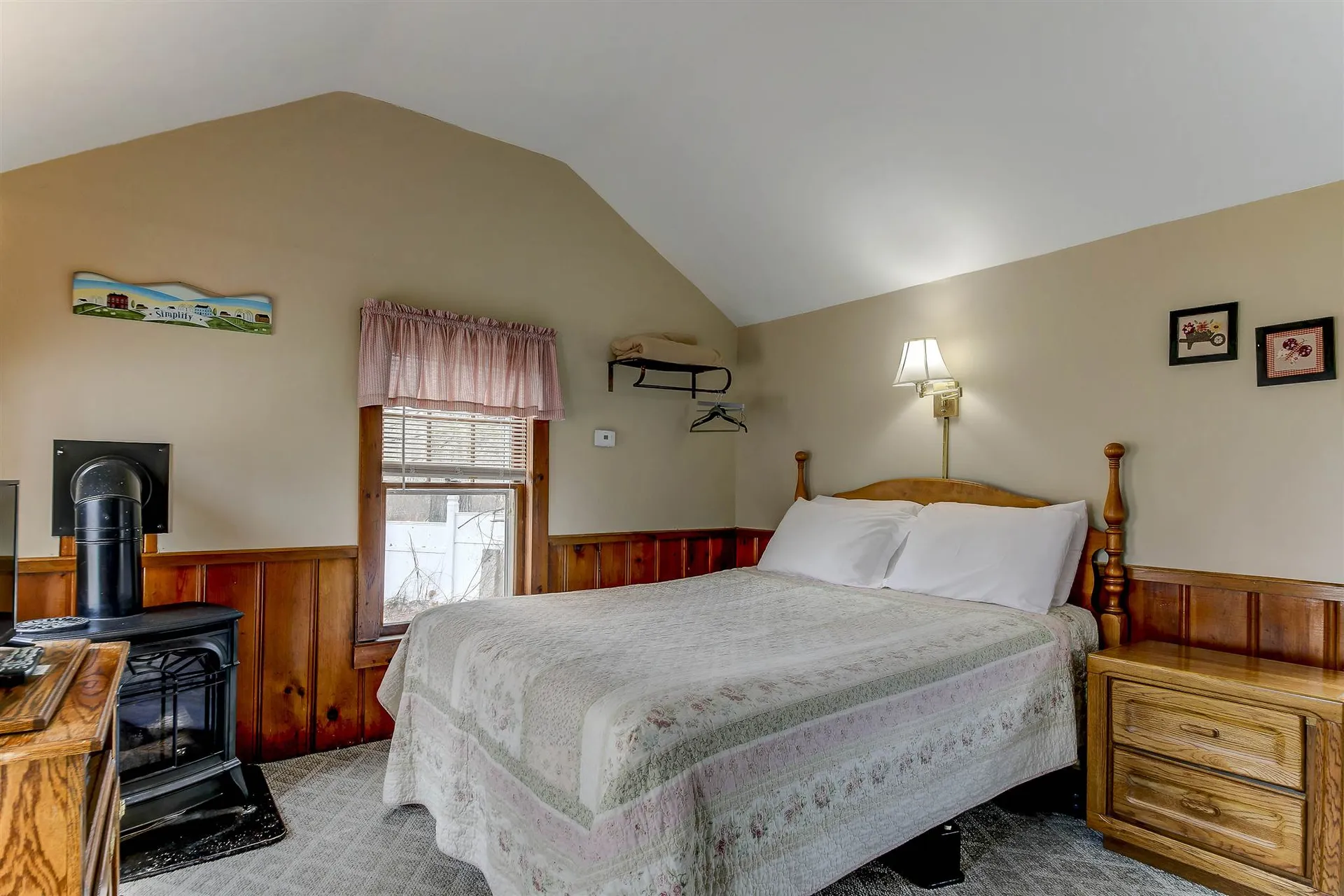 2406 White Mountain Highway Conway NH 03860
