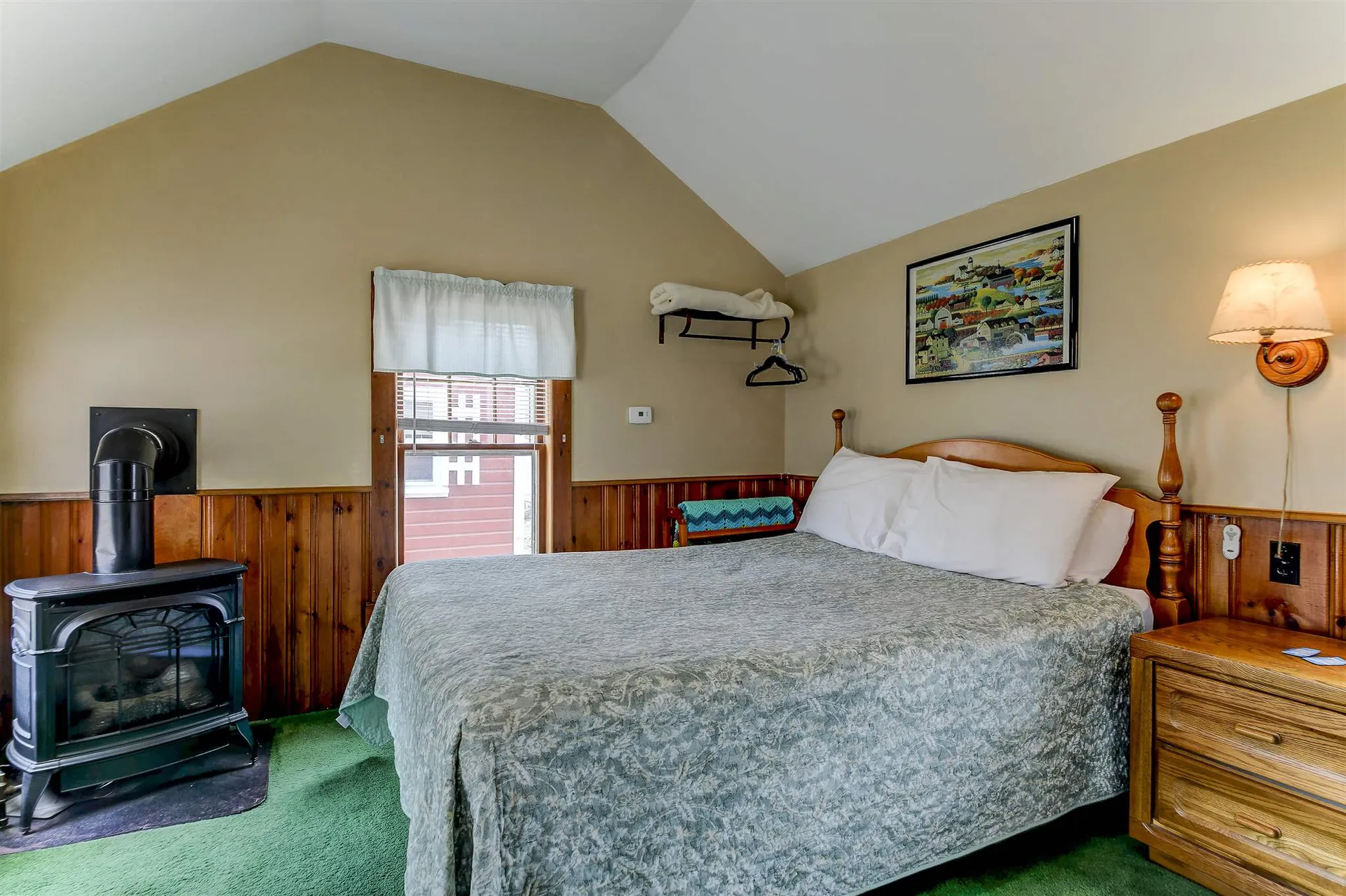 2406 White Mountain Highway Conway NH 03860