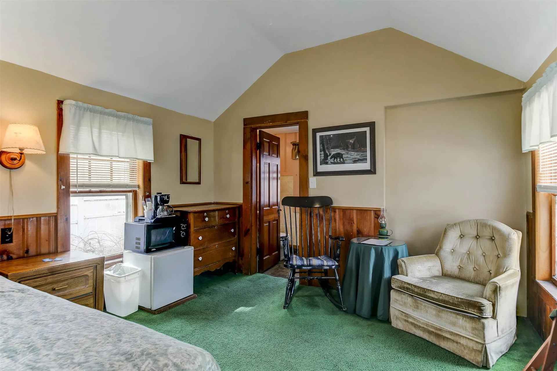 2406 White Mountain Highway Conway NH 03860