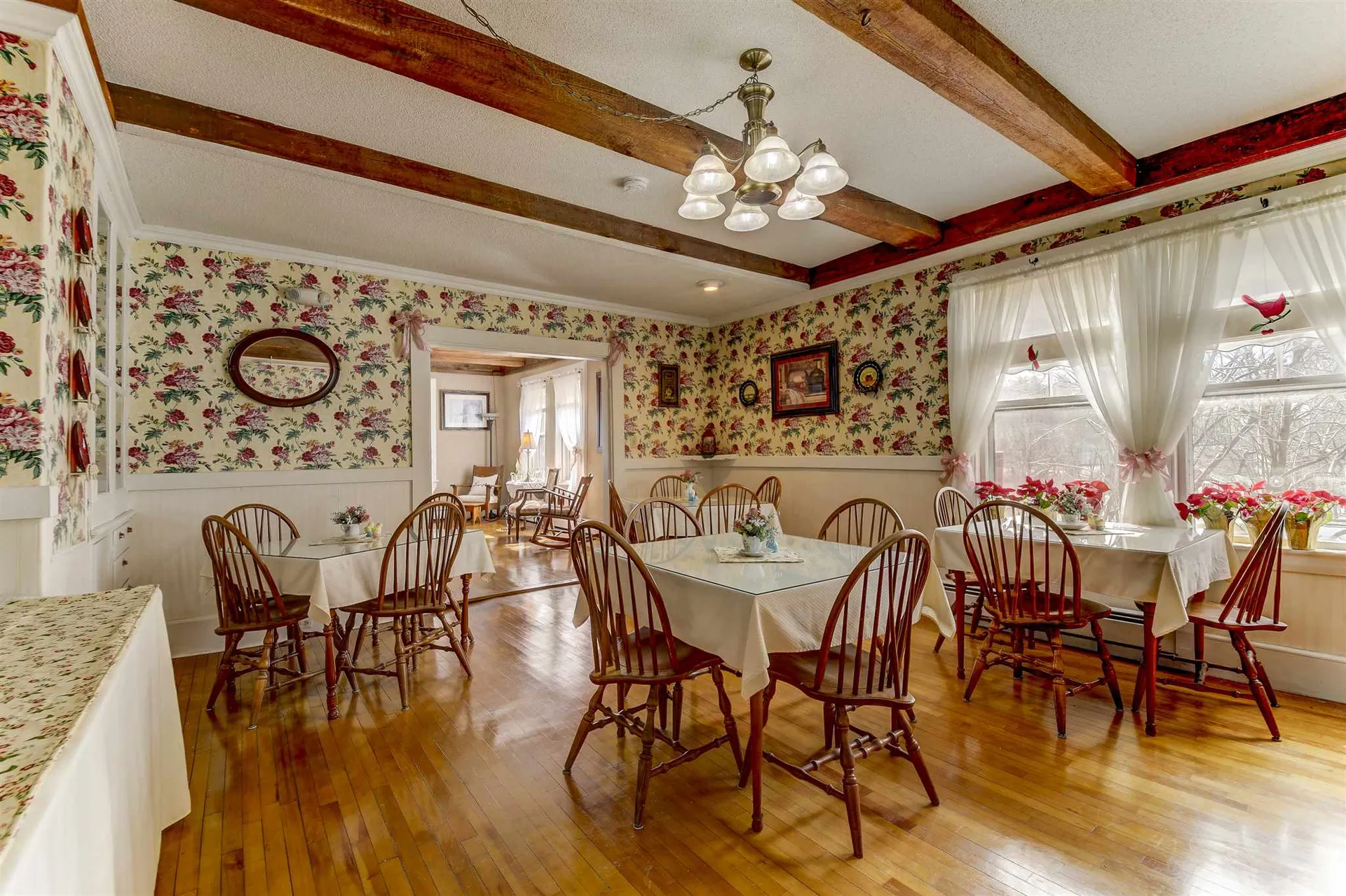 2406 White Mountain Highway Conway NH 03860