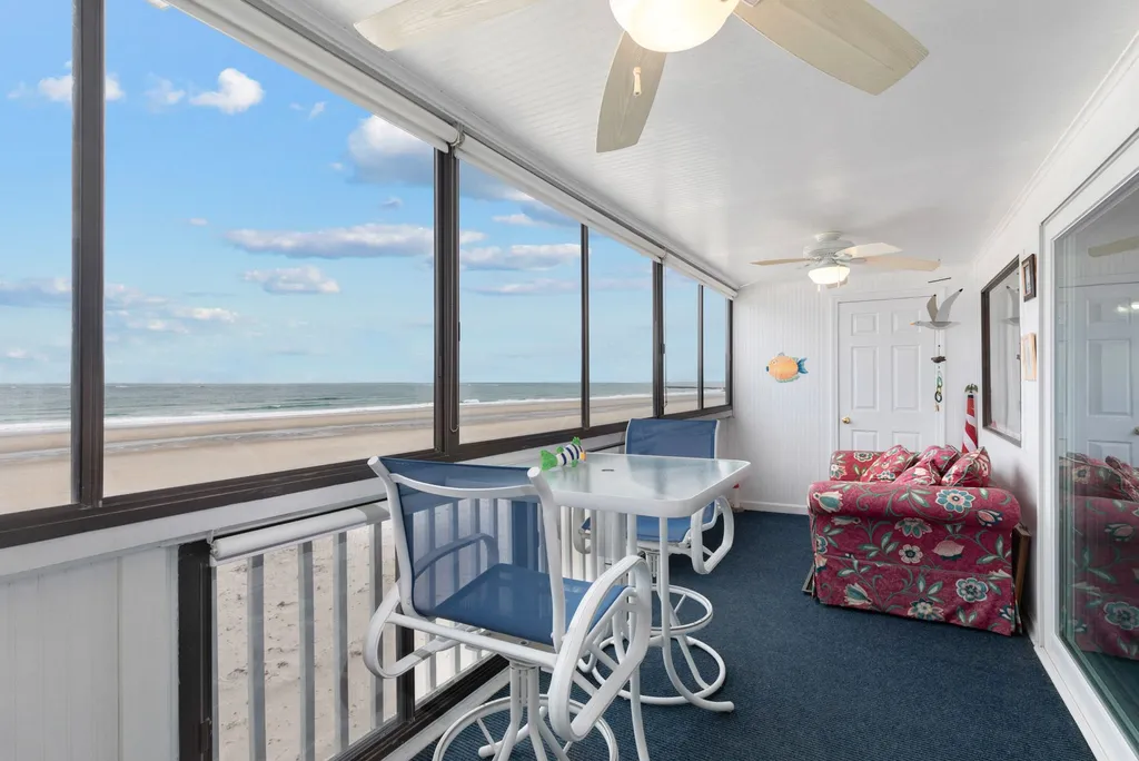 19 Atlantic Avenue Hampton NH 03842