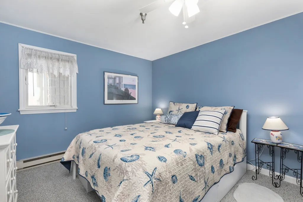 19 Atlantic Avenue Hampton NH 03842