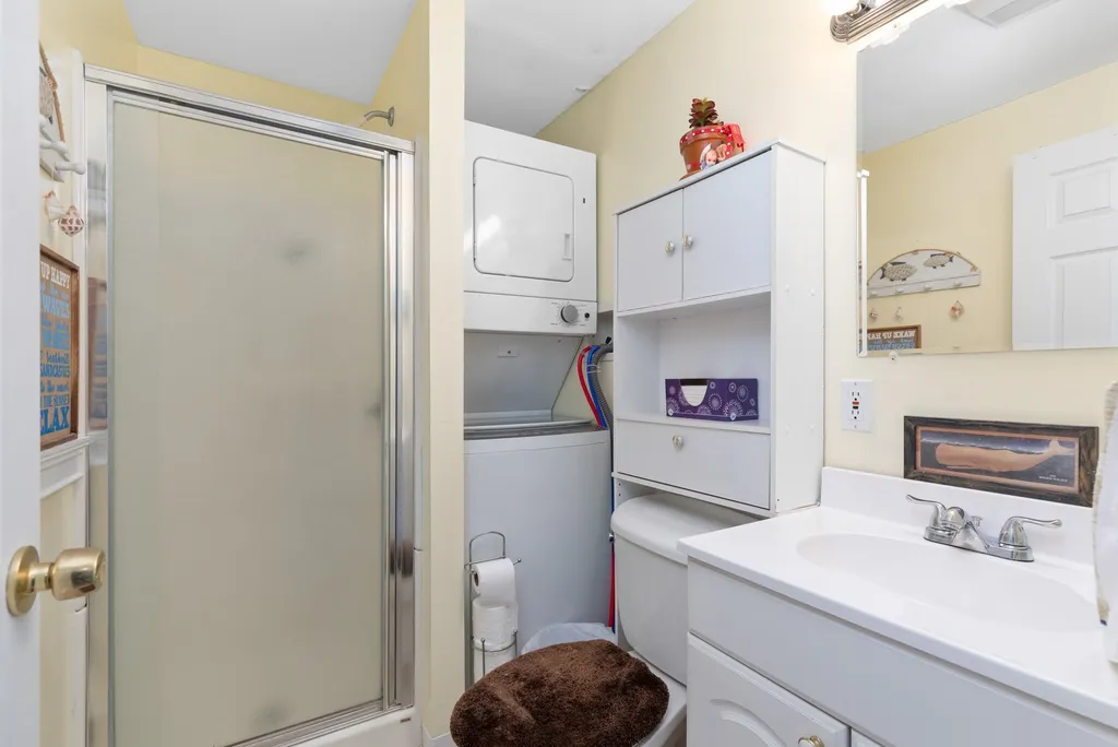 19 Atlantic Avenue Hampton NH 03842
