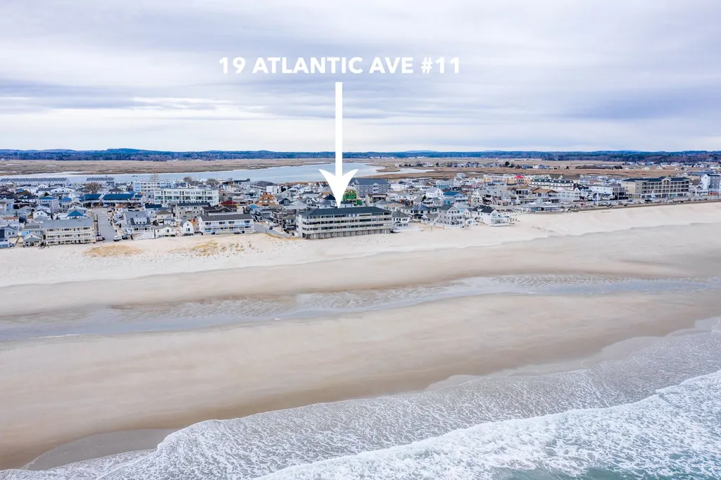 19 Atlantic Avenue Hampton NH 03842