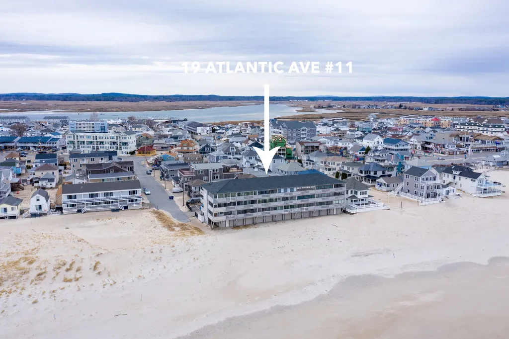 19 Atlantic Avenue Hampton NH 03842