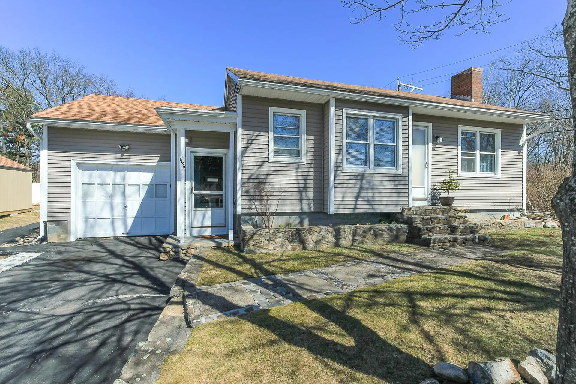 1199 Belmont Street Manchester NH 03104