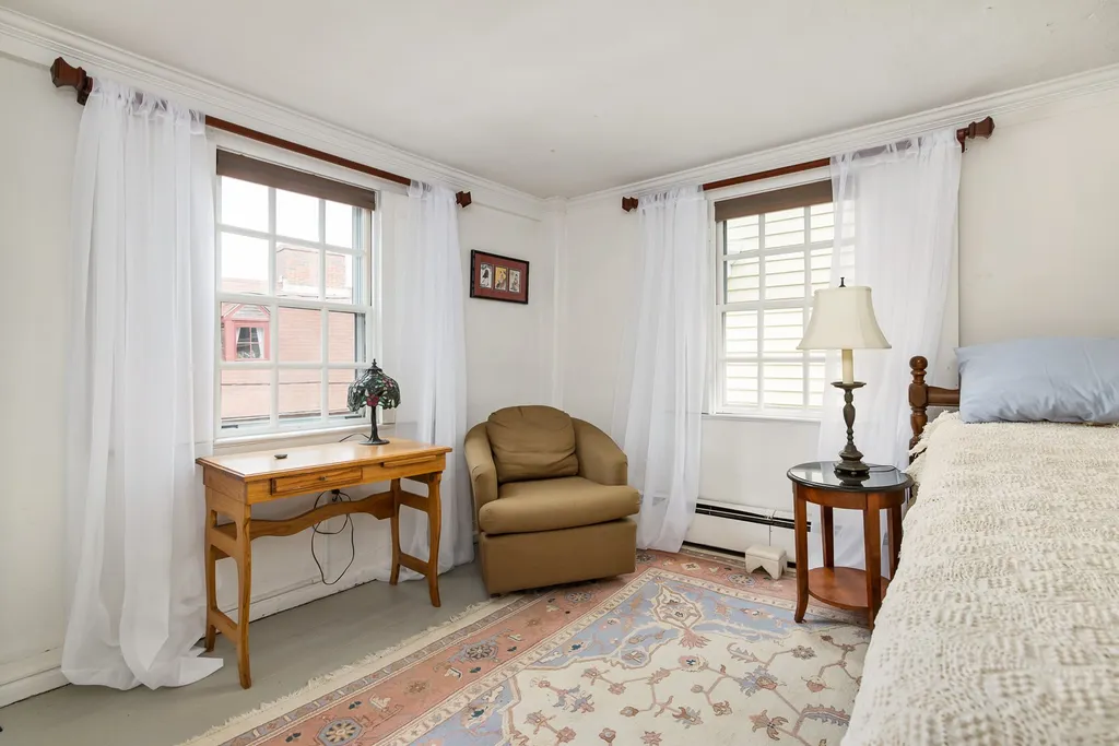138 Gates Street Portsmouth NH 03801