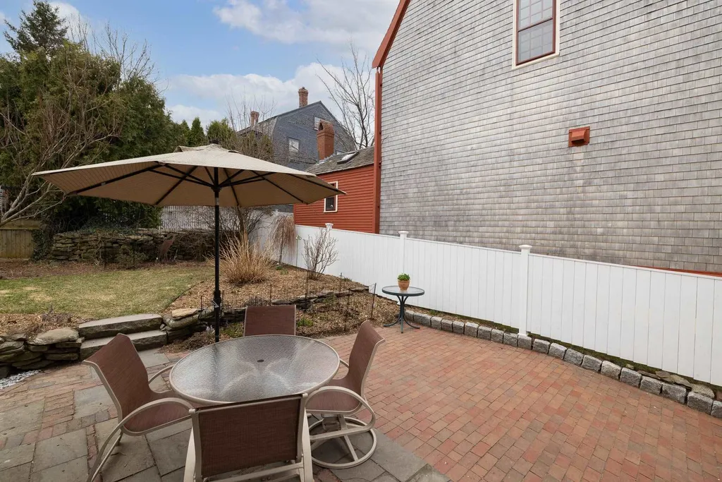 138 Gates Street Portsmouth NH 03801