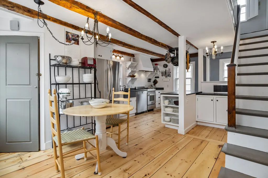 138 Gates Street Portsmouth NH 03801