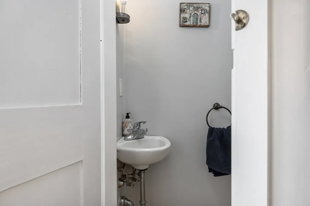 138 Gates Street Portsmouth NH 03801