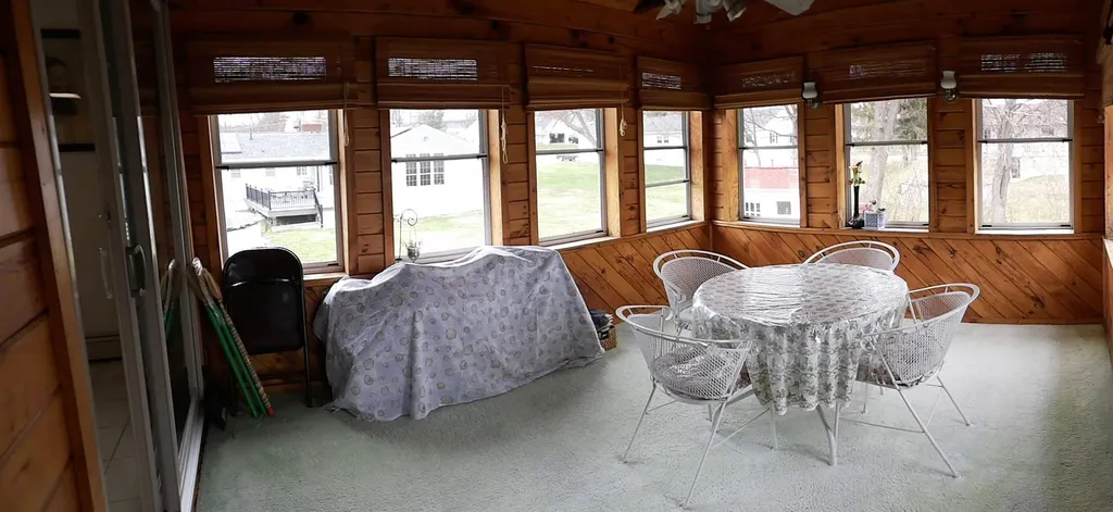 16 Rena Avenue Salem NH 03079-2030