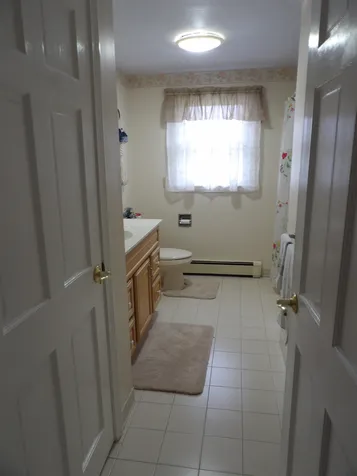 16 Rena Avenue Salem NH 03079-2030