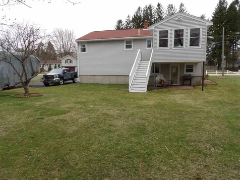 16 Rena Avenue Salem NH 03079-2030