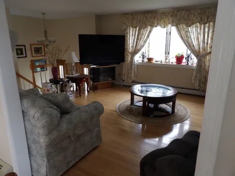 16 Rena Avenue Salem NH 03079-2030