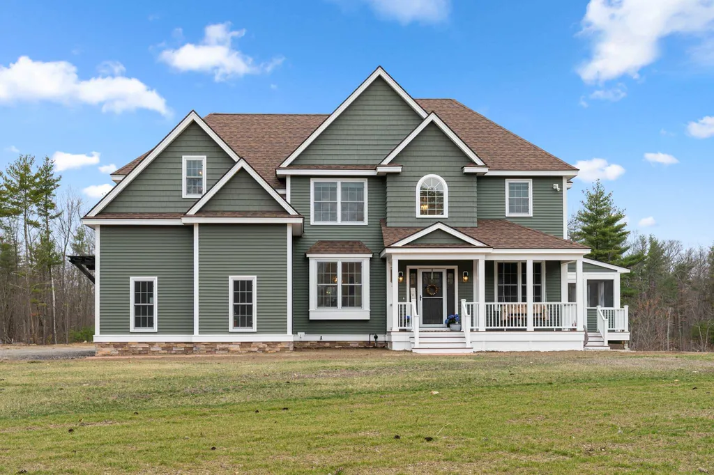 13 Wilson Road Londonderry NH 03053