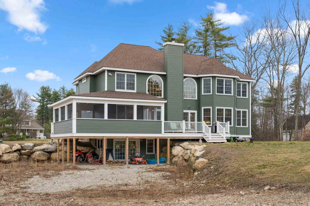 13 Wilson Road Londonderry NH 03053