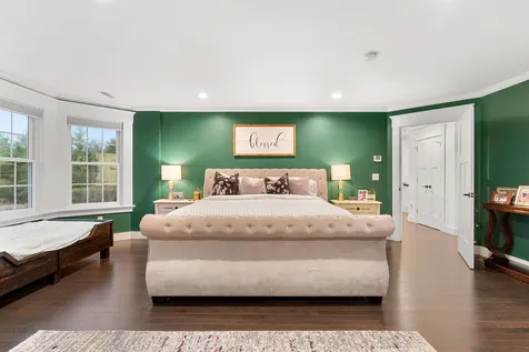 13 Wilson Road Londonderry NH 03053
