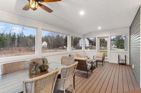 13 Wilson Road Londonderry NH 03053