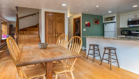 15 Moharimet Drive Madbury NH 03823