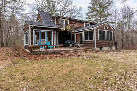 15 Moharimet Drive Madbury NH 03823