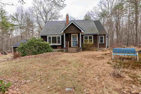 15 Moharimet Drive Madbury NH 03823