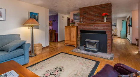 15 Moharimet Drive Madbury NH 03823
