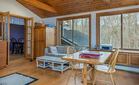 15 Moharimet Drive Madbury NH 03823