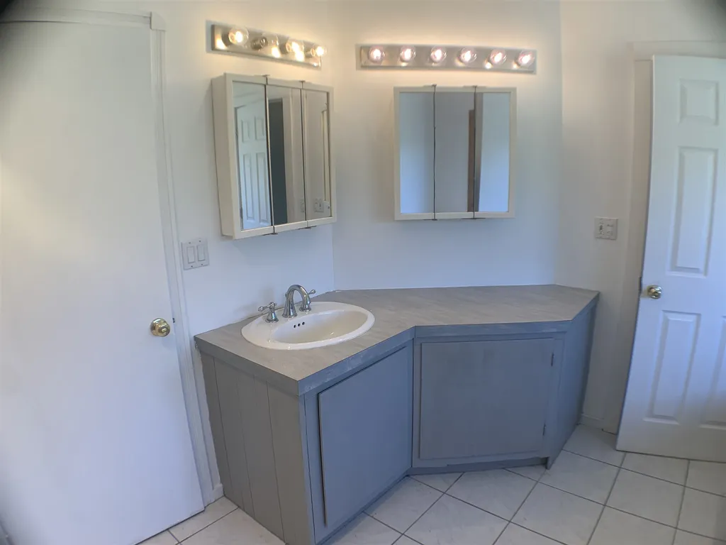 3555 Sand Road Ferrisburgh VT 05456