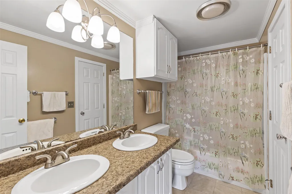 4a Bass Street Newmarket NH 03857