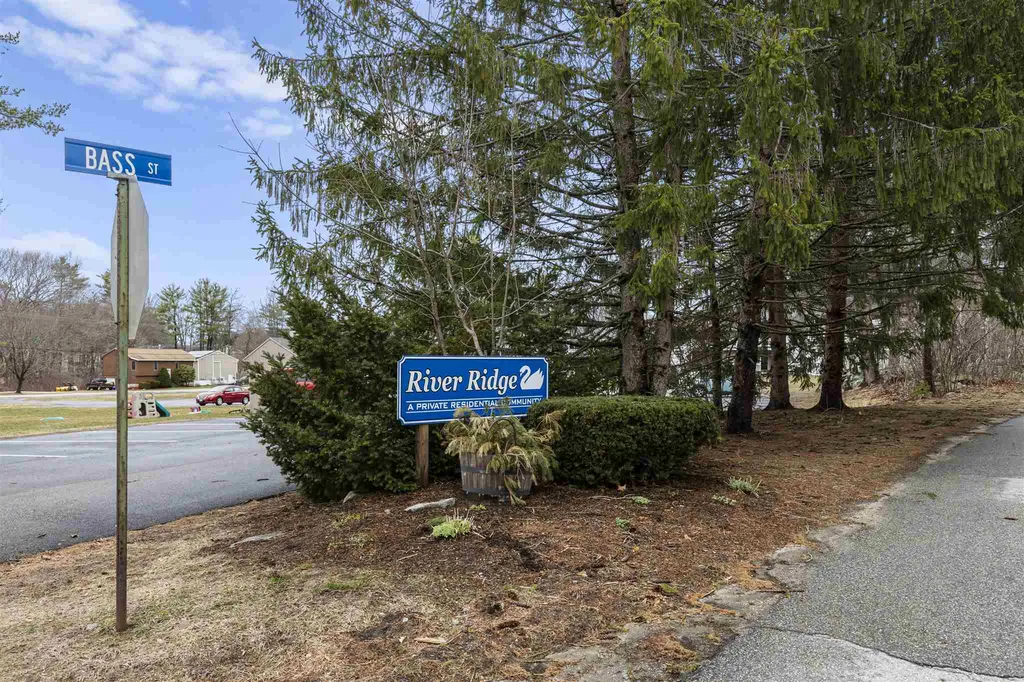 4a Bass Street Newmarket NH 03857