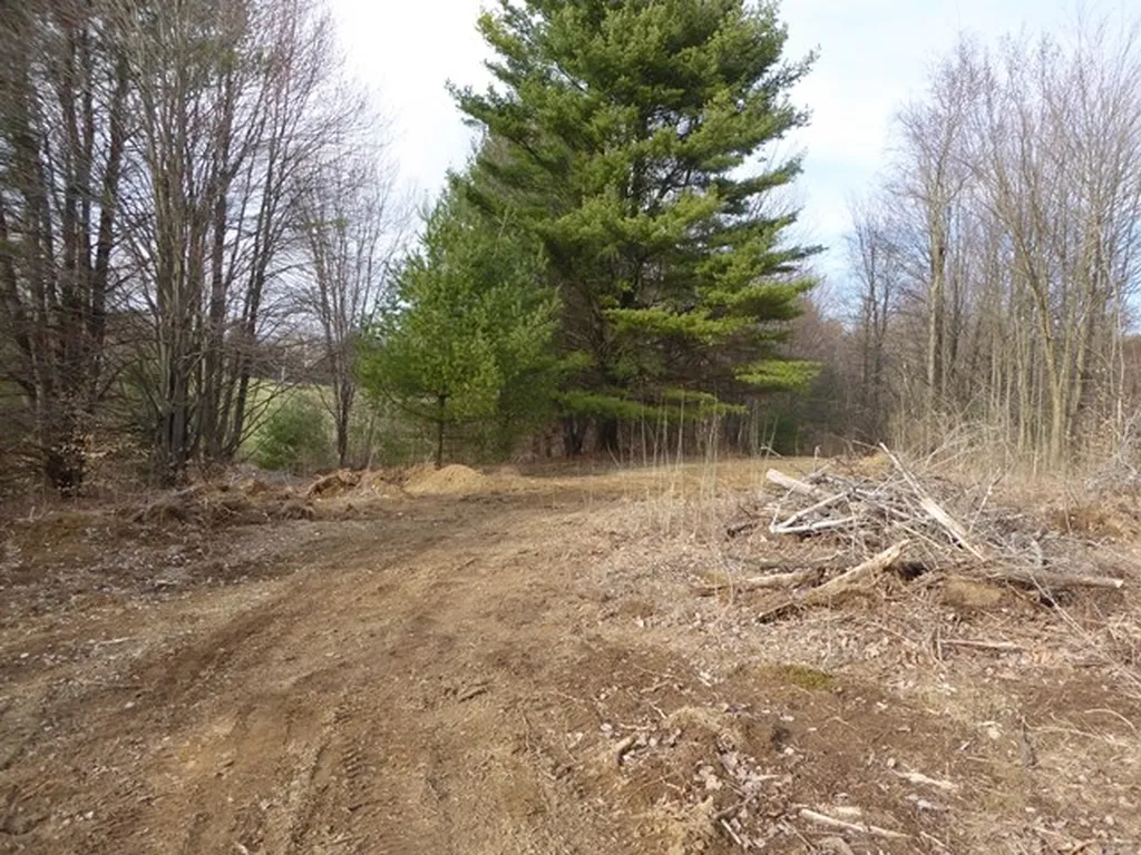 1527 Vt Route 105 Sheldon VT 05483