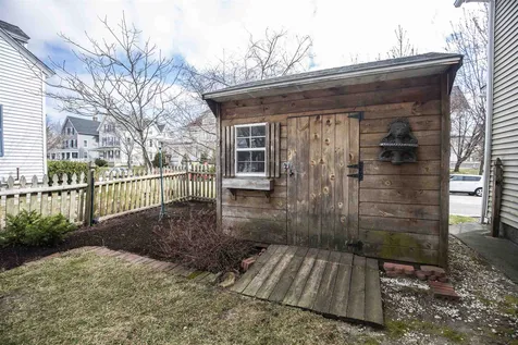 278 Walnut Street Manchester NH 03104
