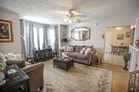 278 Walnut Street Manchester NH 03104