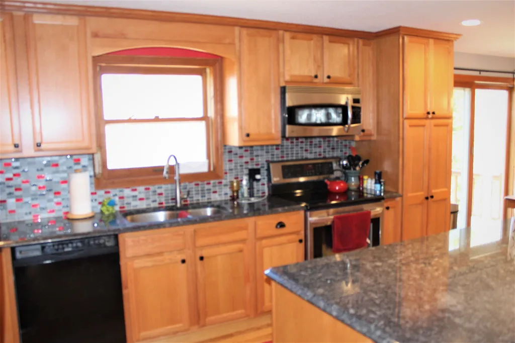 630 Kings Highway Hartford VT 05001