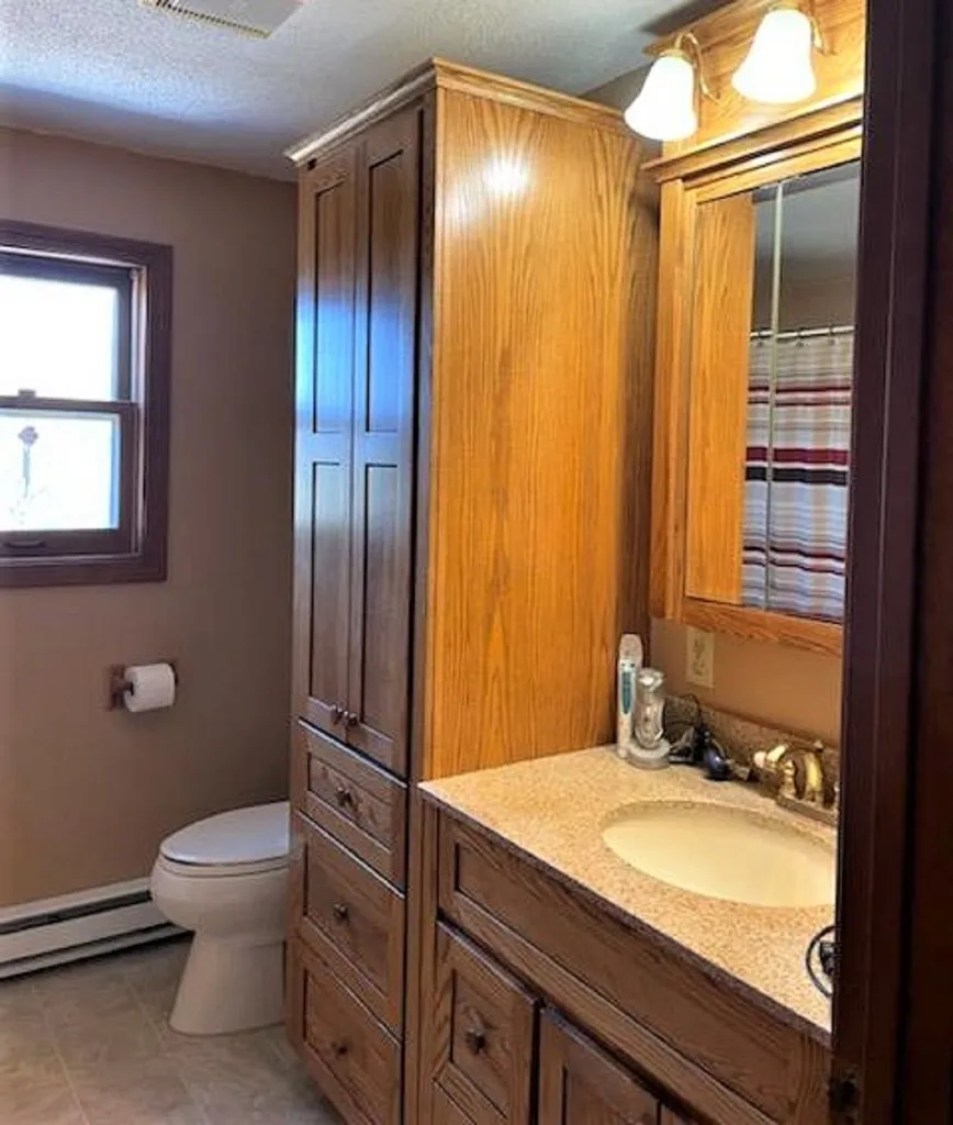 630 Kings Highway Hartford VT 05001