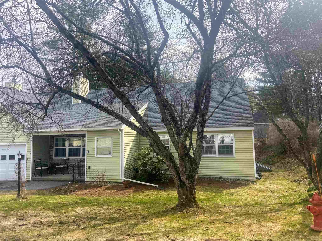 6 Oak Ridge Lebanon NH 03784