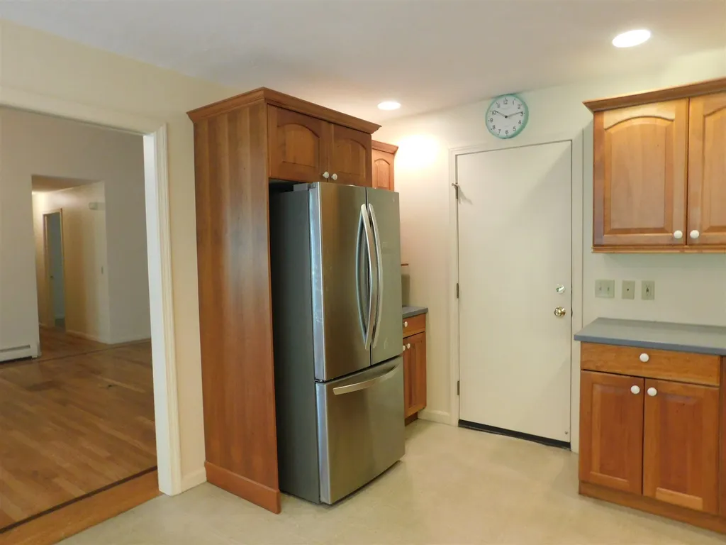 6 Oak Ridge Lebanon NH 03784