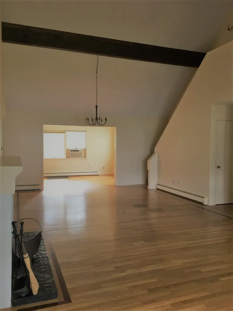 6 Oak Ridge Lebanon NH 03784
