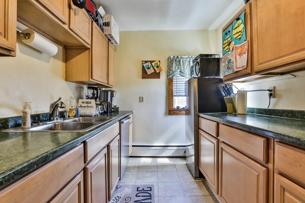 25-27 Burritt Street Nashua NH 03060